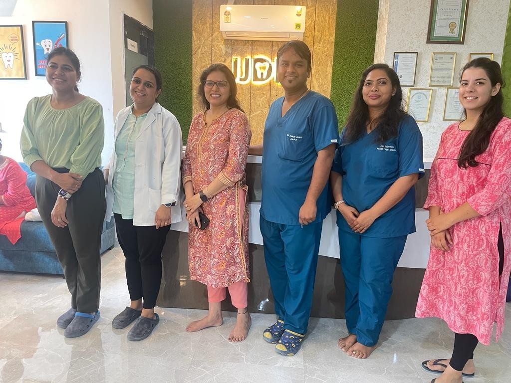 Jai Jinendra dental Hospital offer filling treatment at affordable cos